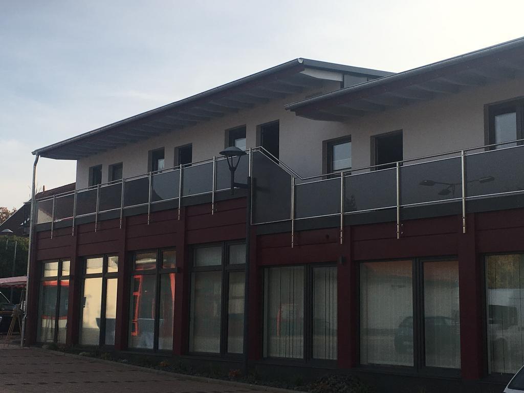 Boardinghouse Alte Bank Hotel Wollstein Exterior photo